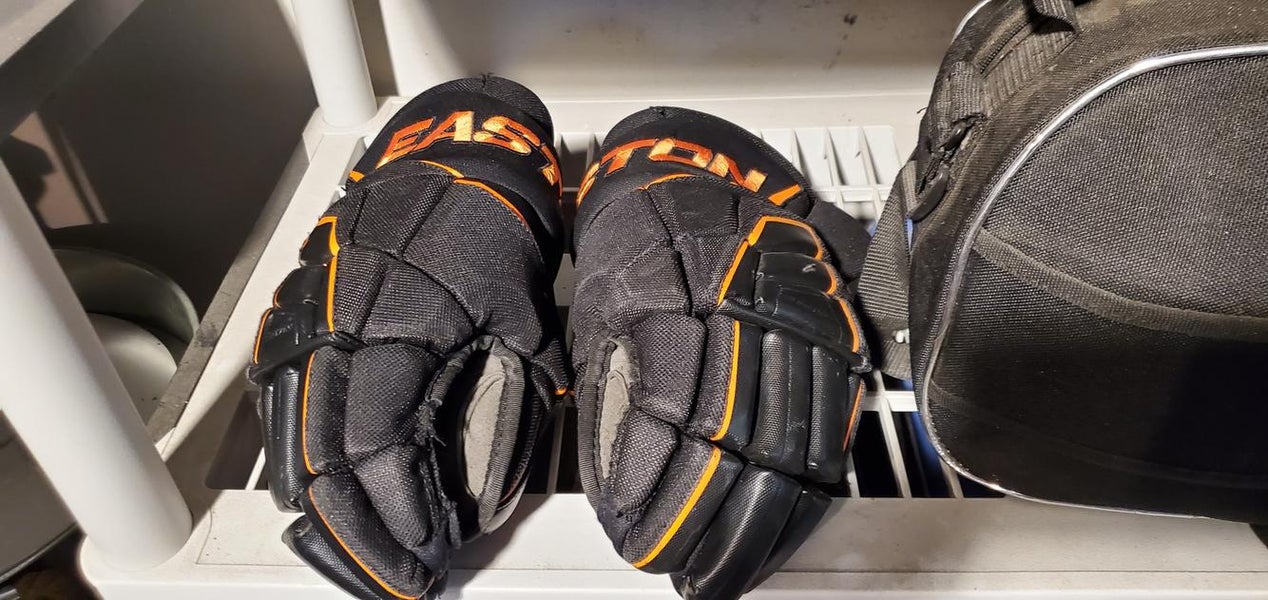 Black Used Senior Easton Synergy 650 Gloves 14"