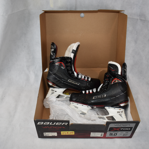 Senior New Bauer Vapor X700 Hockey Skates Wide Width Size 9EE