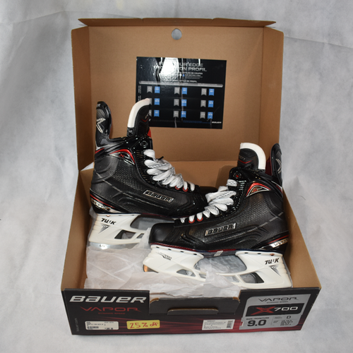 Senior New Bauer Vapor X700 Hockey Skates Regular Width Size 9D