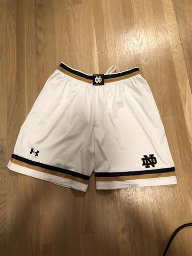 Adult XL Under Armour Shorts