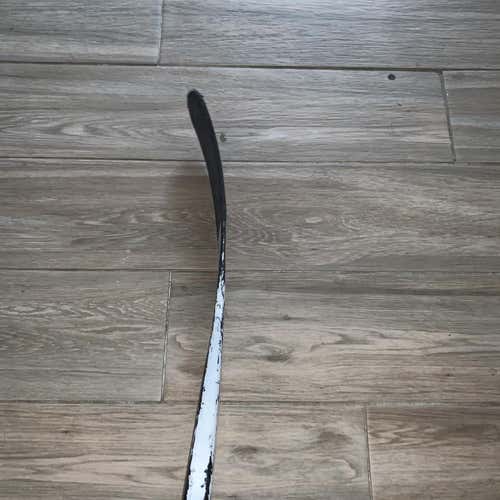 Senior Right Handed Alpha DX Toe Pattern Pro Stock Hockey Stick