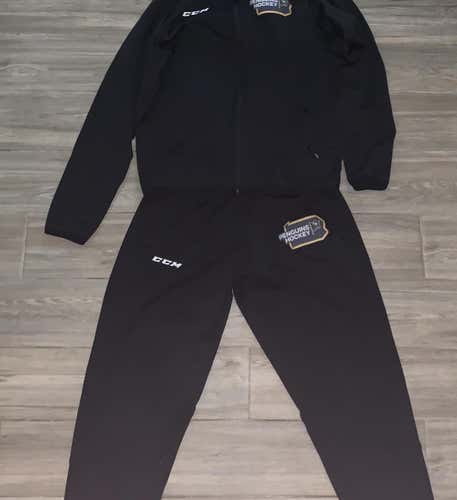Wilkes-Barre Penguins Large CCM Sweatsuit