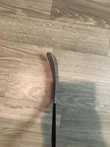 HARDEST SHOT EVER!! Senior Right Handed XC9 Pro Stock Hockey Stick