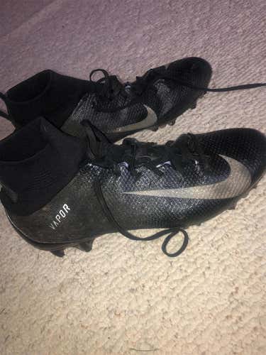 Nike vapor untouchable mens Size 10  mids