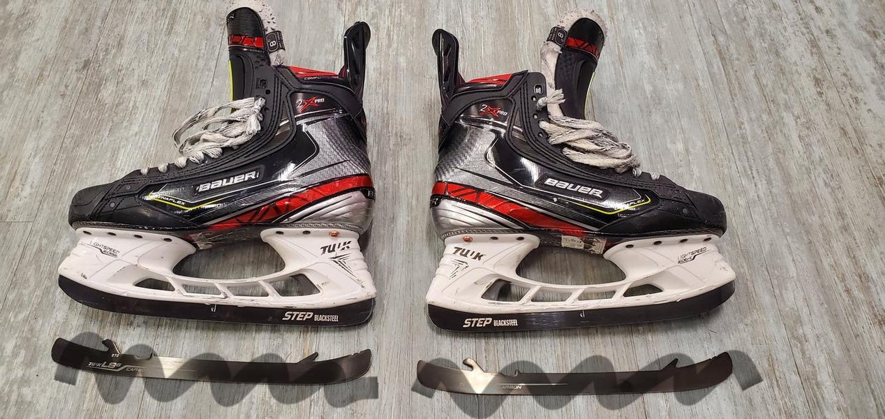 Senior Bauer Vapor 2X Pro Hockey Skates Regular Width Size 8 with Step Blacksteel
