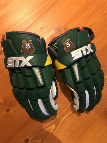 PLL Redwoods Custom Brand New Gloves