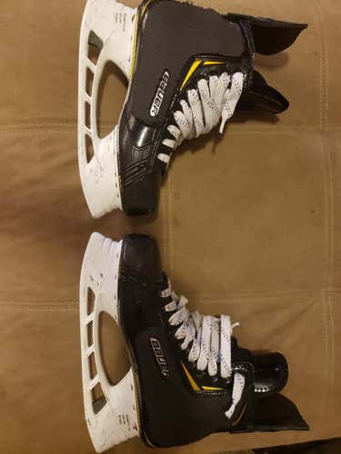 Bauer Supreme 2S Pro Hockey Skates Pro Stock Size 9.5