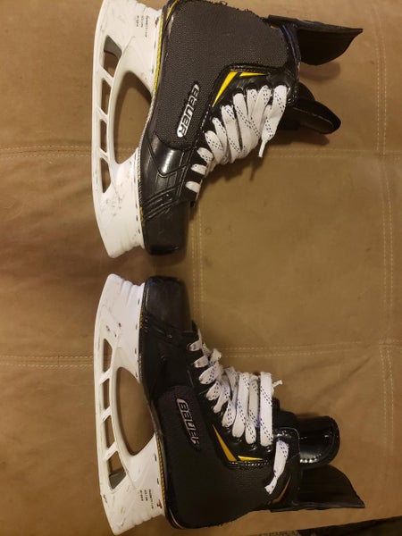 Bauer Supreme 2S Pro Hockey Skates Pro Stock Size 9.5