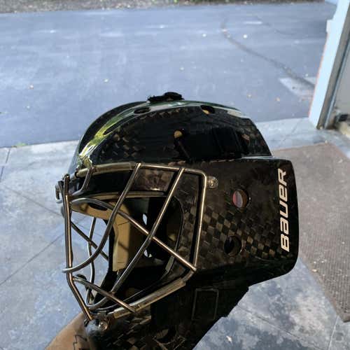 Black Senior Bauer Profile 960 Goalie Mask