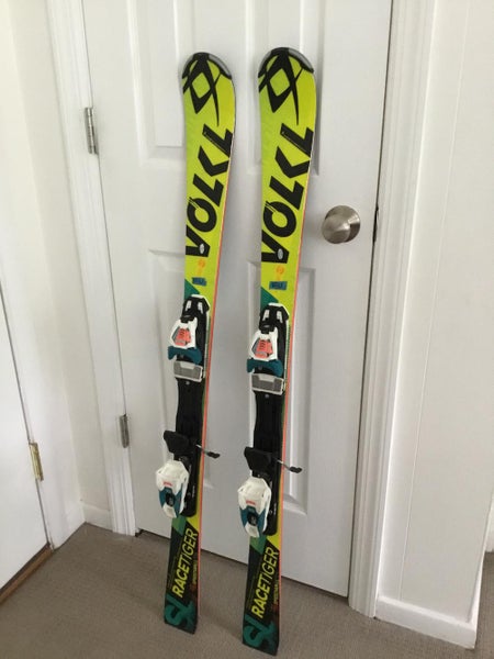 Used 2016 Volkl Racetiger SL Skis, 124cm, w/ Marker Race 8 bindings. $150 or best offer.