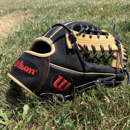 NWOT Wilson A2000 1789 11.5" Baseball Glove