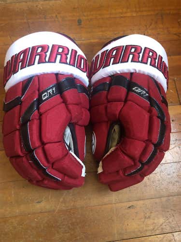 Harvard  Mens Hockey Warrior QR1 14" Pro Stock Gloves
