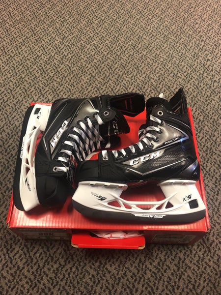 Junior CCM Ribcor 80K Regular Width  Size 4 Hockey Skates