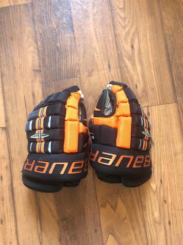 Used Black as Orange Senior Bauer Classic 4-Roll 13"  Gloves