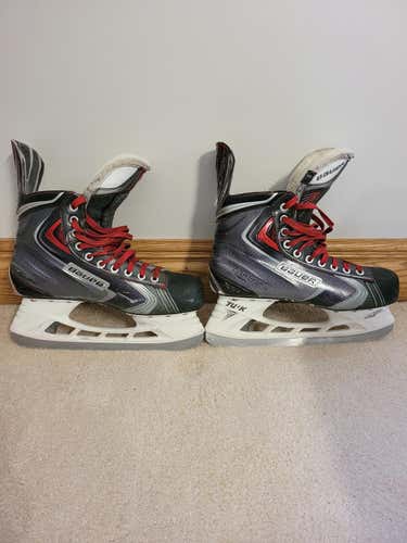 Used Senior Bauer Vapor X100 Hockey Skates Regular Width Size 9.5