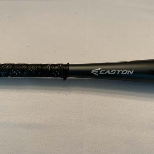 Used 2017 Composite Mako Beast (-12) 15 oz 27" Bat