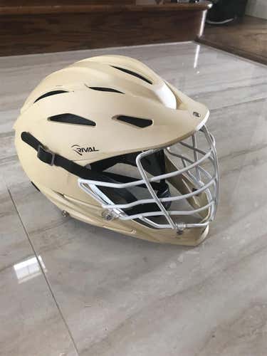 STX Rival Khaki