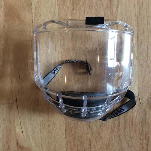 Senior  Bauer Concept 3 Full Shield No Screws