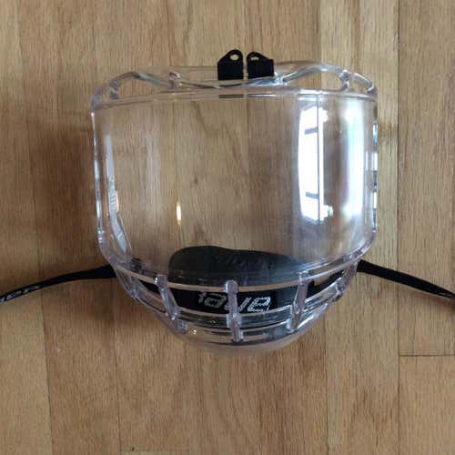 Senior  Bauer Concept 3 Full Shield