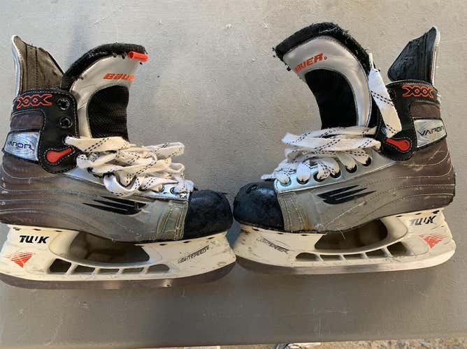 SBauer Vapor XXX 7EE Hockey Skates