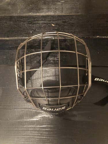Used Small Bauer FM7500 Cage