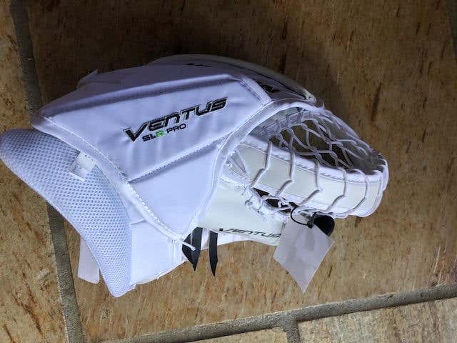 New SLR PRO Goalie Glove Reg SR