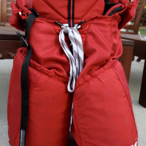 Red Junior Large CCM JetSpeed FT390 Hockey Pants