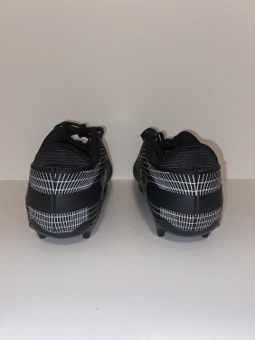 Under Armour Nitro Low MC Football Cleats Black//Silver 3000182-001
