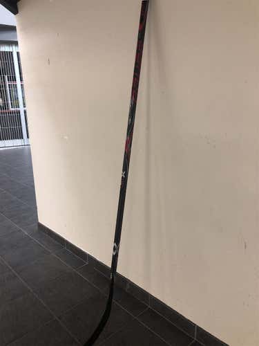 Senior Left Hand Vapor X700 Lite Heel Pattern  Hockey Stick