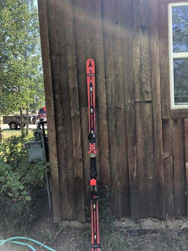 2019 barely used Atomic Redster FIS SG skis