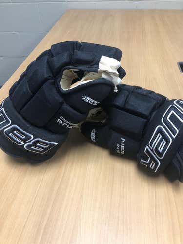 Black Senior Bauer Nexus N9000 15"  Gloves