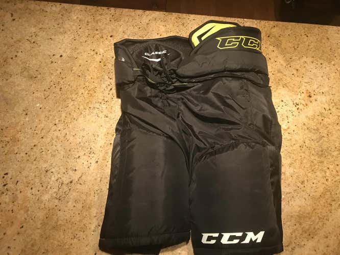 New Senior Medium CCM Tacks Hockey Pants