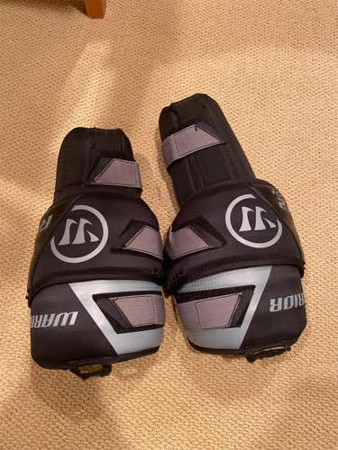 Used Warrior Ritual X2 Pro+ Knee Guards Senior