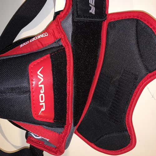 New Bauer Vapor Goal Jock jr