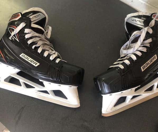 Senior Bauer Vapor X700 Regular Width  Size 7.5 Hockey Goalie Skates