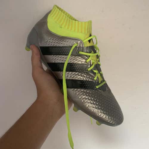 New Size 8.5 Adidas Ace 16.1