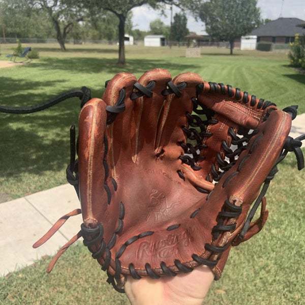 Red High School/College Pitcher's Heart of the Hide 11.5" Baseball Glove