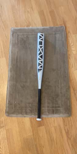 Used Kid Pitch (9YO-13YO) USSSA Certified 2019 Combat Maxum Bat (-5) 27 oz 32"