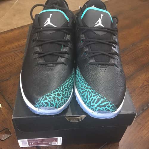 Black Men's Size 11.5 (Women's 12.5) Nike Golf Shoes