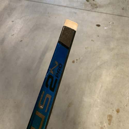 Senior Right Handed Nexus 2N Pro Toe Pattern  Hockey Stick