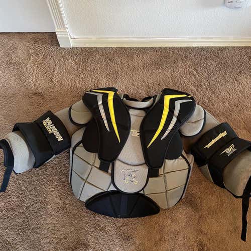 Senior Large Vaughn Velocity V7 XF Pro Carbon Chest and Arm Protector  Goalie Chest Protector