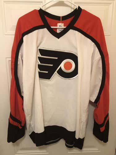 Philadelphia Flyers Used Adult  XXL CCM Jersey Number 5