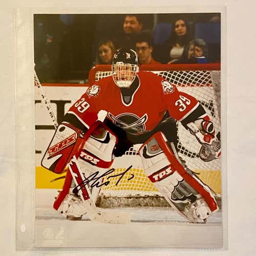 DOMINIK HASEK AUTOGRAPHED BUFFALO SABRES NHL HOCKEY PICTURE
