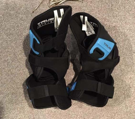 New Extra Large SR True Hockey Elbow Pads