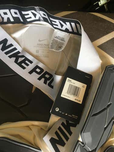 New Adult XXXL Nike Compression girdle with 5 pads