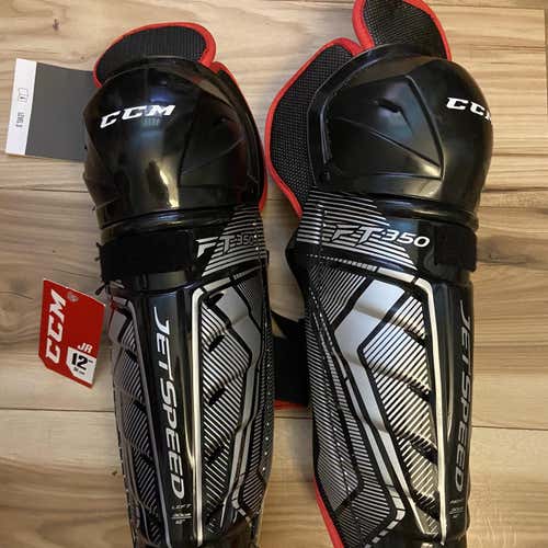 Junior CCM JetSpeed FT350 Shin Pads