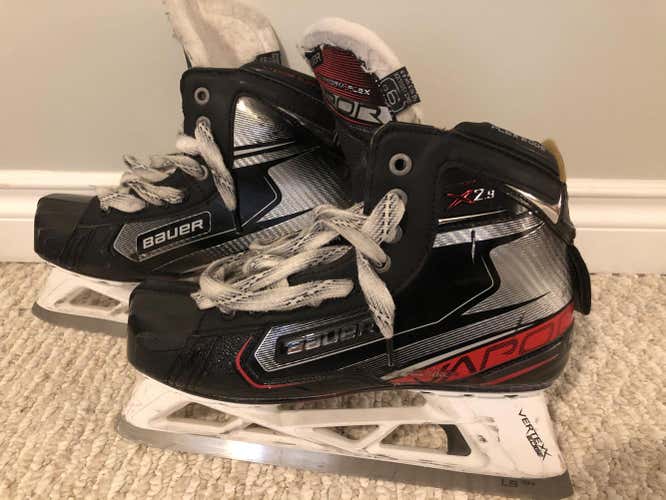 Used Senior Bauer Vapor X2.9 Hockey Goalie Skates Regular Width Size 9