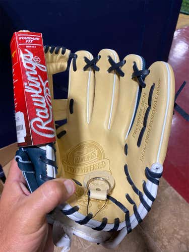 New Right Hand Throw Pro Preferred 11.5" Baseball Glove