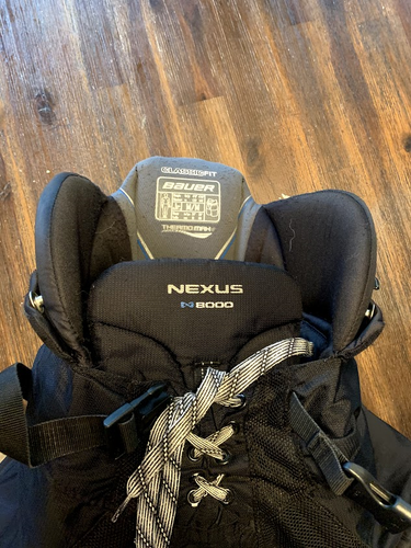 Used Bauer Nexus N8000 Md Pant Breezer Hockey Pants