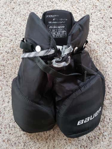 Black Used Youth Small Bauer Nexus 400 Hockey Pants